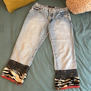 Vintage DIY Y2K l.e.i. Capri jeans